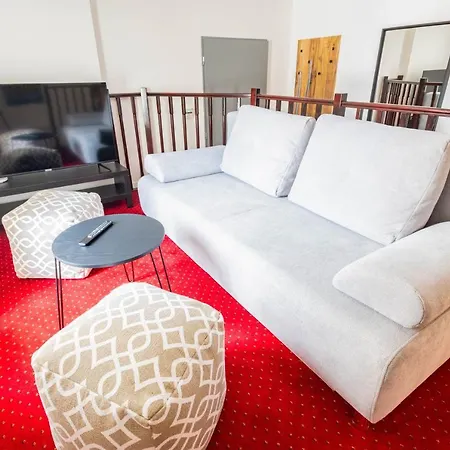 Highnest Apartman *