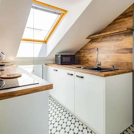 Highnest Apartment *